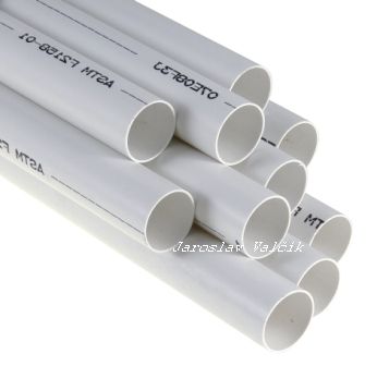 Trubka PVC 2,4 m
